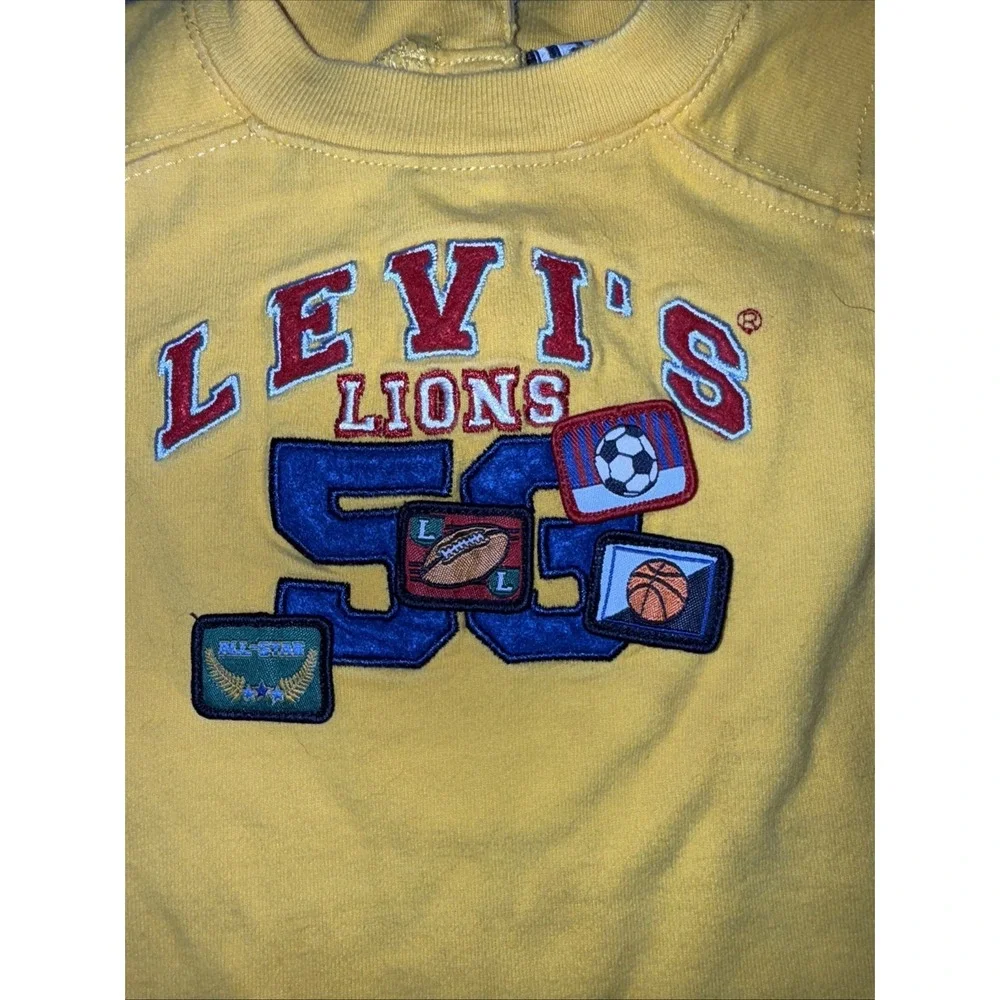 Levi's Lions Embroidered Chest Baby Long Sleeve Bodysuit‎ Size 12 Months